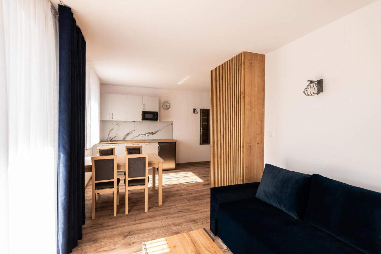 וובה Apartamenty Henry מראה חיצוני תמונה